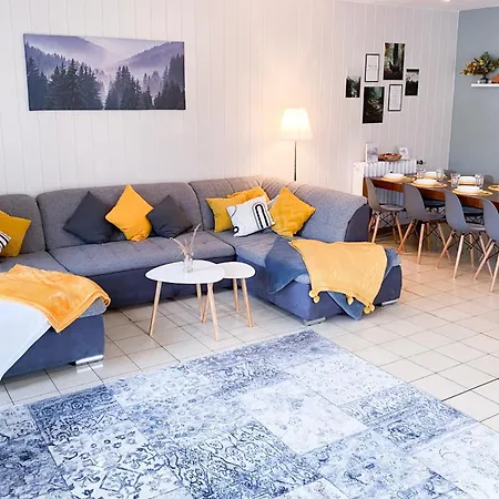 דירה Greenhouse Living 