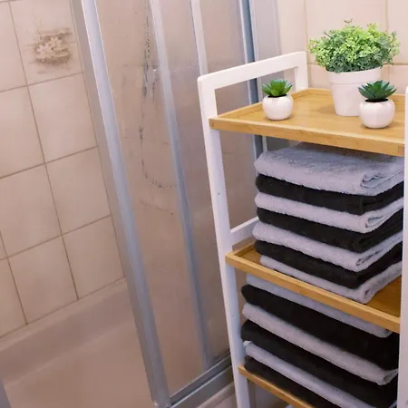 דירה Greenhouse Living 